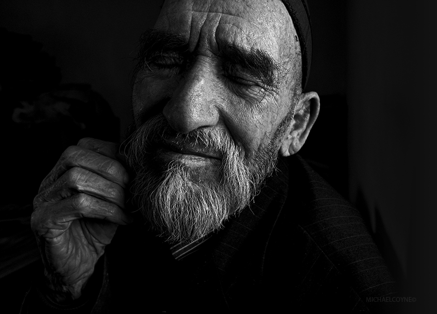 Elderly shepherd. Nurata mountains, Asraf, Uzbekistan